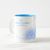 淡いブルーのヴィンテージのバミューダ島の地図 ツートーンマグカップ (正面左)