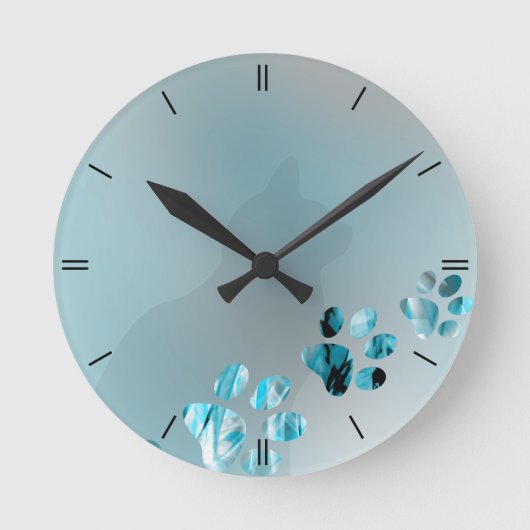 淡いブルーの猫の足 ラウンド壁時計 (正面)