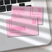 淡いベビーピンクとイニシャルプロフェッショナル 名刺