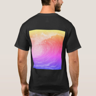 淡い波を描いた鮮やかな虹のポスター Tシャツ