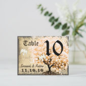 淡い珊瑚色のハートの葉の木のテーブルナンバーカード ポストカード (スタンド正面)