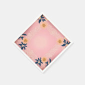淡い素朴ピンクの背景に花の模様 スタンダードカクテルナプキン (角)