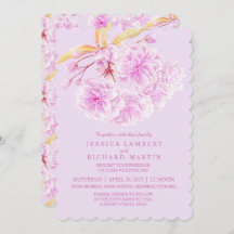 淡い紫のフローラの花の結婚水色