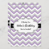 淡い紫の山形のジはっきりしたグザモダングパターン 招待状 (正面/裏面)