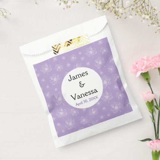 淡い紫色と白の芍薬。 フェイバーバッグ (封をした状態)