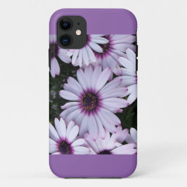 淡い紫色の花と紫の背景 iPhone 11 ケース