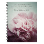 淡い色のなツバキの花の記念物 ノートブック (正面)