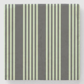 淡い色の緑と炭の五つストライプ模様 ストーンコースター (正面)