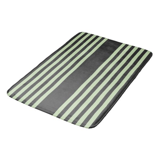 淡い色の緑と炭の五つストライプ模様 バスマット (アングル)