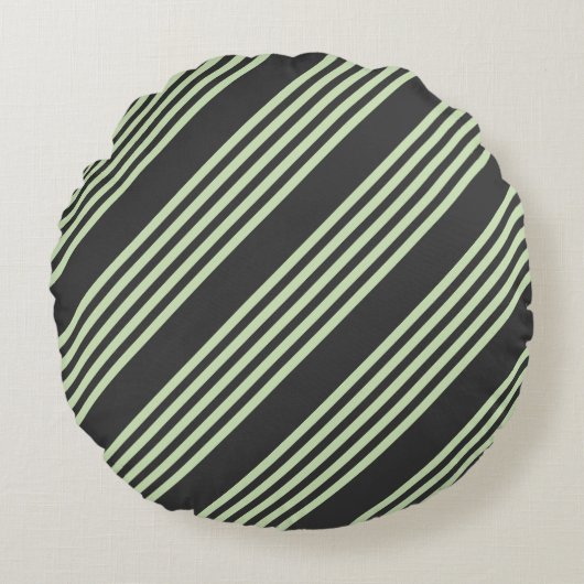 淡い色の緑と炭の五つストライプ模様 ラウンドクッション (正面)