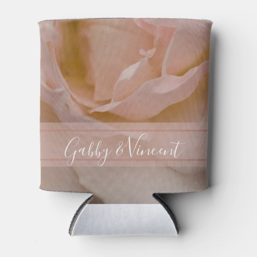 淡い色の赤面ピンクローズフローラ結婚式の引き出物 缶クーラー (正面)