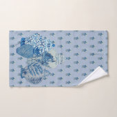 淡い青と白いジンジャージャー ハンドタオル (ハンドタオル)