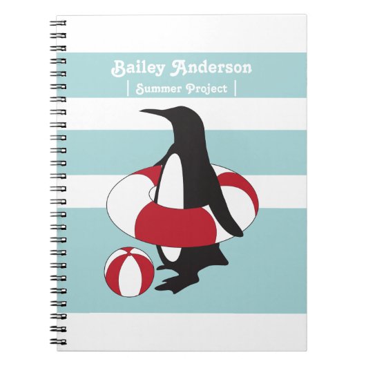 淡い青のかわいい漫画ペンギンが泳ぐ子供 ノートブック (正面)