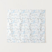 淡い青の上に白い花。 タペストリー (正面(横))