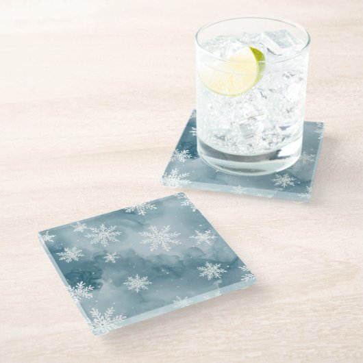 淡い青の雪の花　水彩画の冬 ガラスコースター (アングル)