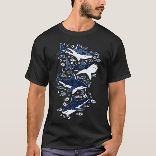 淡い青色のサメ Tシャツ (正面)