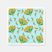 淡い鮮やか青色の背景の花柄 スタンダードカクテルナプキン (正面)