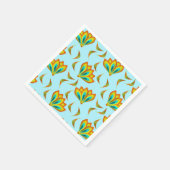 淡い鮮やか青色の背景の花柄 スタンダードカクテルナプキン (角)