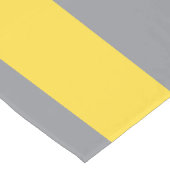 淡い黄色と柔らかいグレーカスタマイズ ロングテーブルランナー (コーナー)