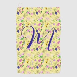 淡い黄色の繊細な山花。カスタム. ゴルフタオル