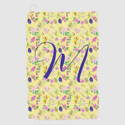 淡い黄色の繊細な山花。カスタム. ゴルフタオル (正面)