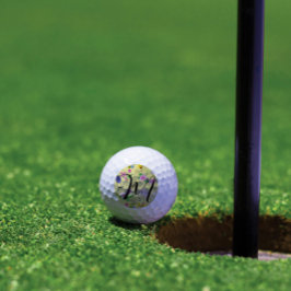 淡い黄色の繊細な山花。カスタム. ゴルフボール