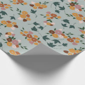 淡かわいらしい青の背景に花の模様 ラッピングペーパー (角)