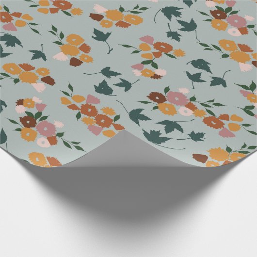 淡かわいらしい青の背景に花の模様 ラッピングペーパー (角)
