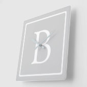 淡シンプル灰色モノグラム スクエア壁時計 (傾斜)