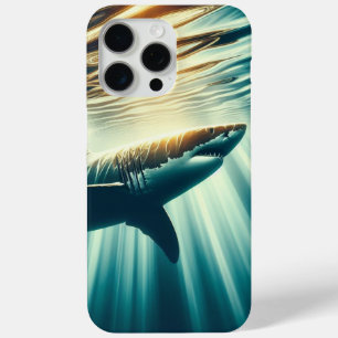 深いの青い海と日光の中でサメ iPhone 15 PRO MAXケース