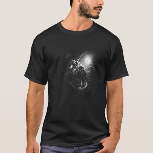 深いシー魚釣り魚 Tシャツ (正面)