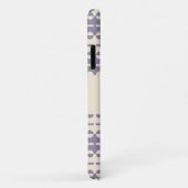 深いストライプクリームとグレーパープルのプリーツの Case-Mate iPhoneケース (裏面/右)