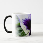 深いパープルオンホワイトパンジー モーフィングマグカップ (左)