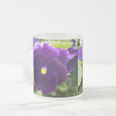 深いパープルパンジー フロストグラスマグカップ (正面左)