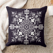 深いパープル華美フローラ クッション (ブランケット)