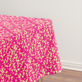 深いピンクに小さなレモンとクリームの模様が付いている テーブルクロス
