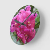 深いピンクヴァンダオーキッド ラウンド壁時計 (傾斜)