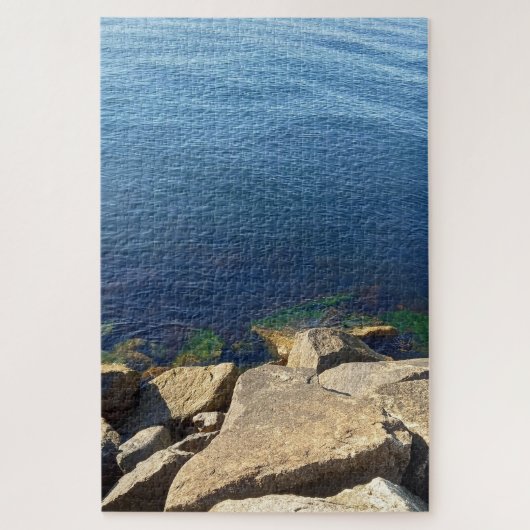 深いブルー海とロッキーショアの写真 ジグソーパズル (縦)