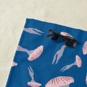 深いブルー海クラゲ模様 ビーチタオル (インサイチュ)