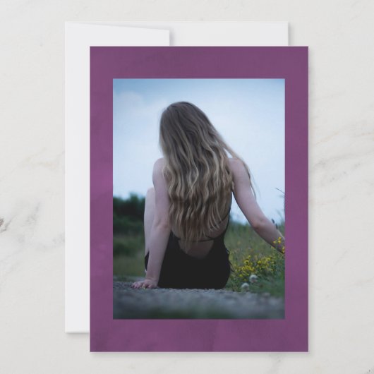 深いベルベットフローラお祝いの写真の招待 招待状 (裏面)