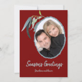 深いレッドと柔離れらかいミニマルカップルのクリスマス シーズンカード (正面)