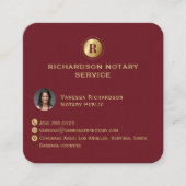 深いレッド金ゴールドモノグラムエレガント公証人QR写真 スクエア名刺 (正面)
