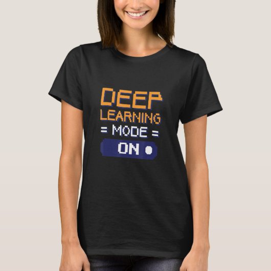深い学・データ・エンジニアのモード Tシャツ (正面)