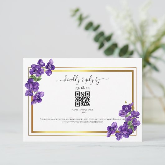 深い紫のスミレの応答カード 出欠カード (スタンド正面)