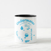 深さを探索：水中アドベンチャーが待ち受ける マグカップ (中央)