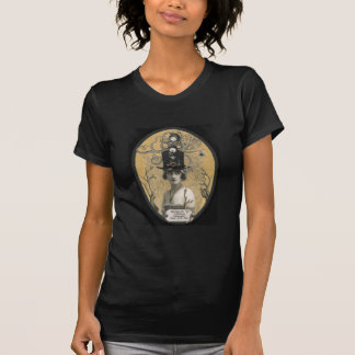 深海の婦人帽子屋 Tシャツ