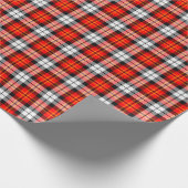 深紅および黒のスポーティな格子縞 ラッピングペーパー (角)