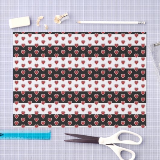 深紅のハートが付いている白黒ストライプ 薄葉紙 (クラフト)