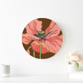 深紅の背景が付いている大きいピンクの花 ラージ壁時計 (ホーム)