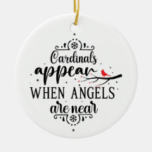 深紅色が写真記念碑の近くに天使を現す